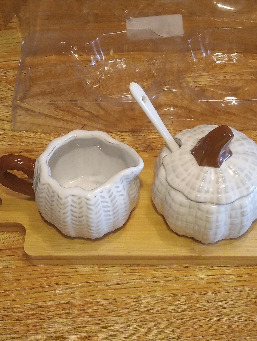 Fall Autumn Cream & Sugar Set Pumpkin Ceramic White Gray W Bamboo Wood Plank